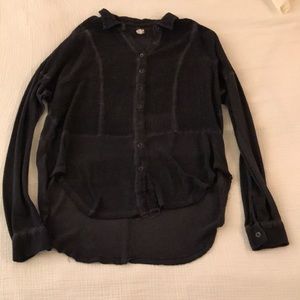 Loose Black Buttondown
